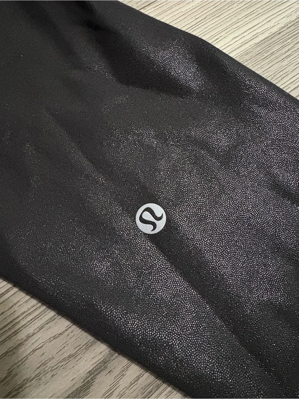 Lululemon Black Luxe Shine Leggings Size 6